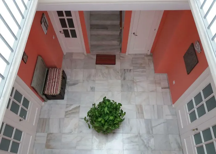 Chalet: Big House Jerez